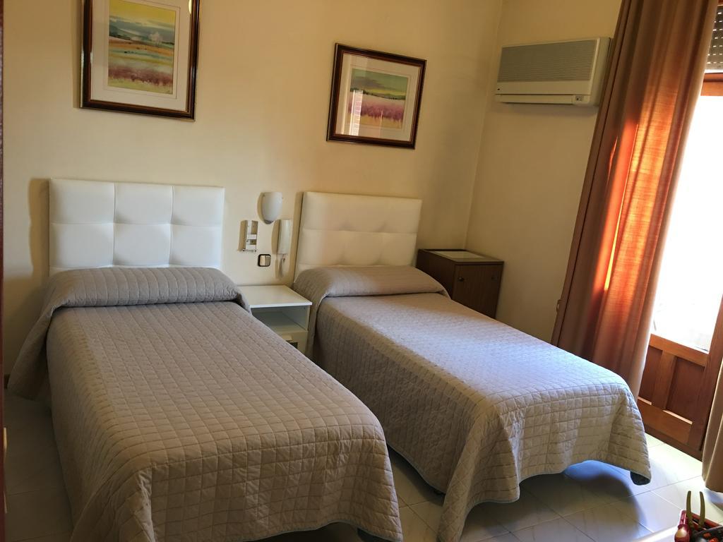 Hostal Cervantes バルデモロ エクステリア 写真