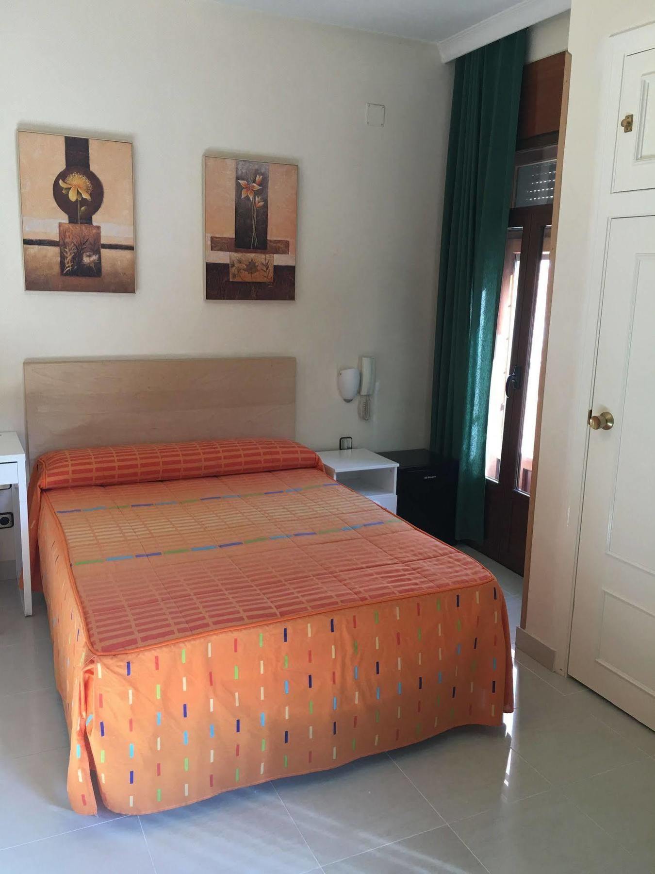 Hostal Cervantes バルデモロ エクステリア 写真