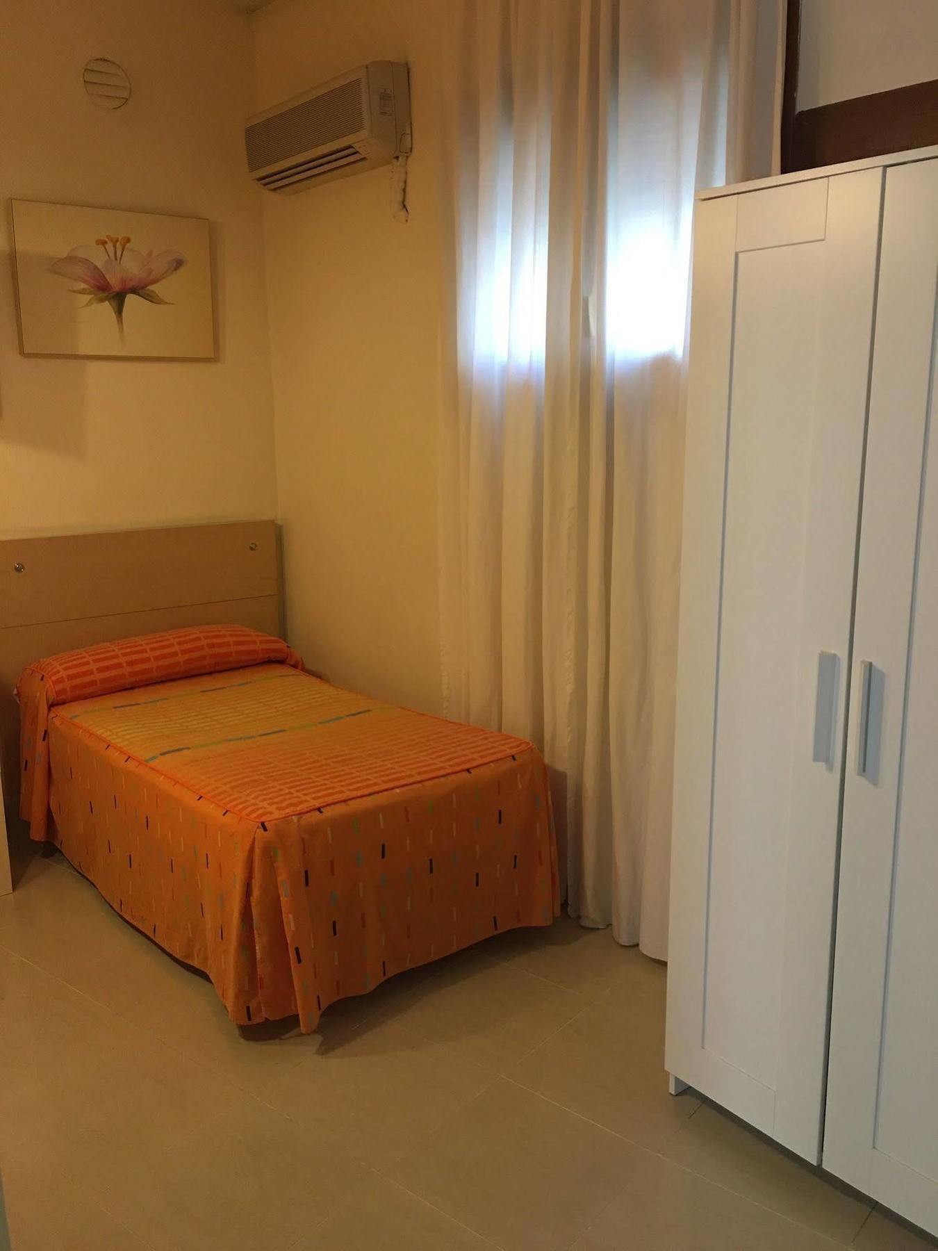 Hostal Cervantes バルデモロ エクステリア 写真