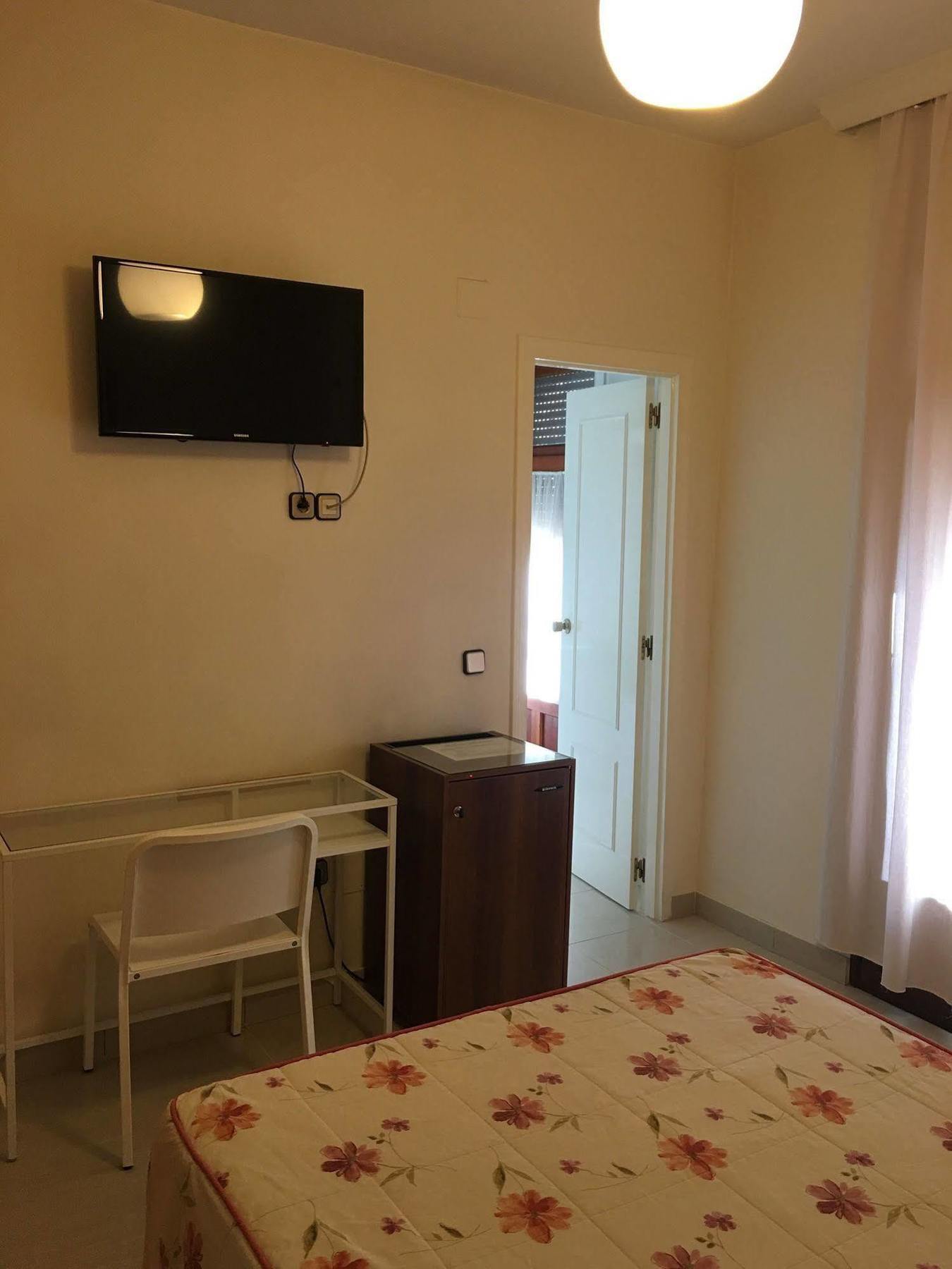 Hostal Cervantes バルデモロ エクステリア 写真